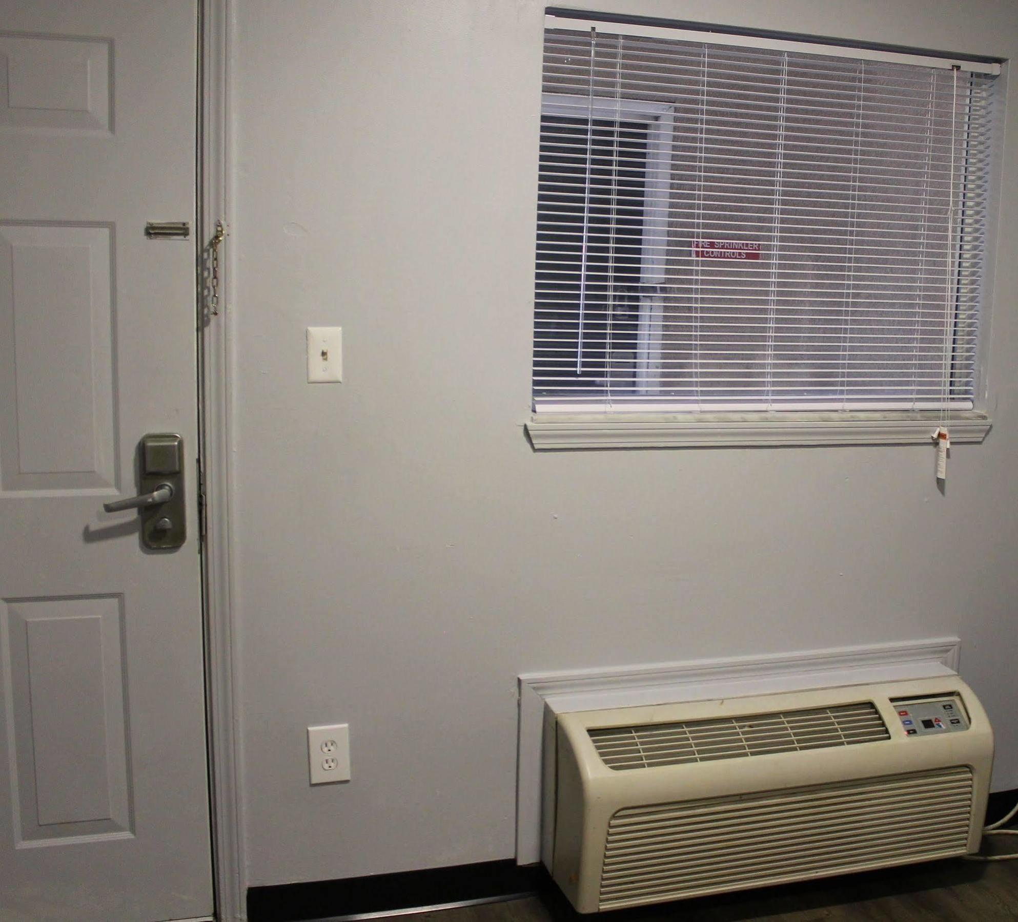 Budgetel Inn And Suites Atlanta Midtown エクステリア 写真