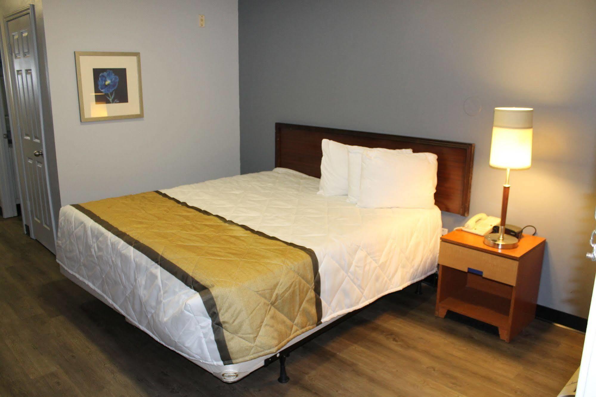 Budgetel Inn And Suites Atlanta Midtown エクステリア 写真